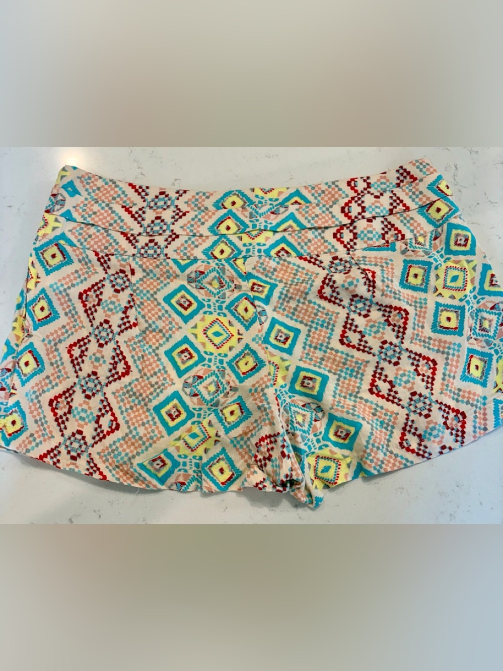 Lightweight casual Printed Geo-Pattern Women’s Shorts - Multicolor